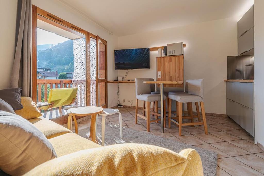 4 Personnes Ensoleille Et Proche De * Bourg-Saint-Maurice