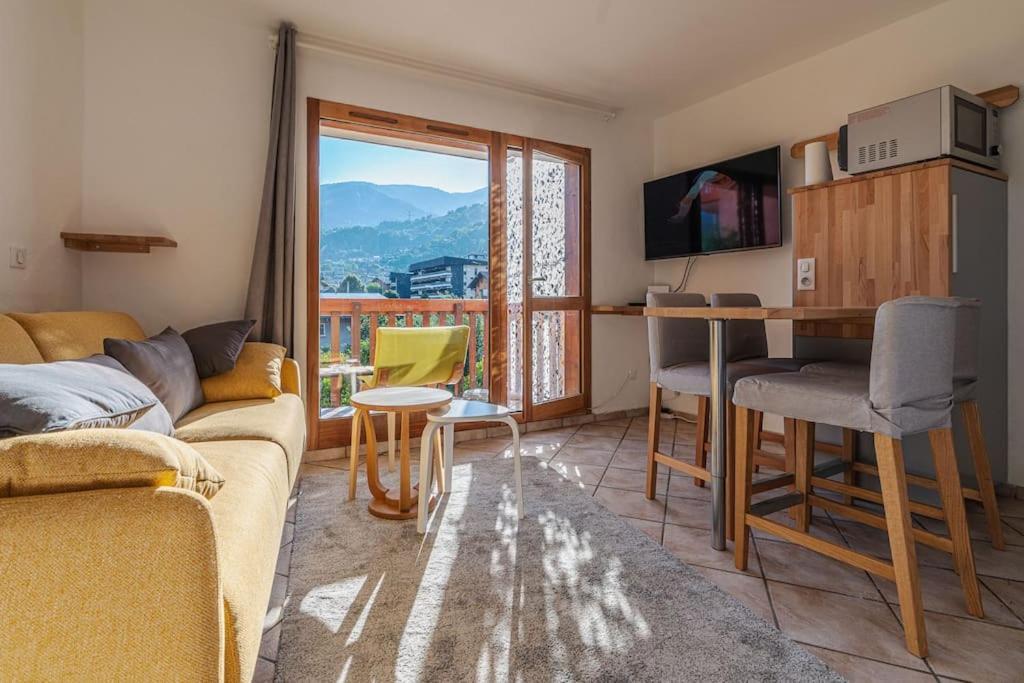 4 Personnes Ensoleille Et Proche De Apartment Bourg-Saint-Maurice